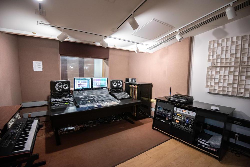 site://HennepinTech/_images/academic-programs/media-communications/audio-production/111820htc0123-1000x667.jpg