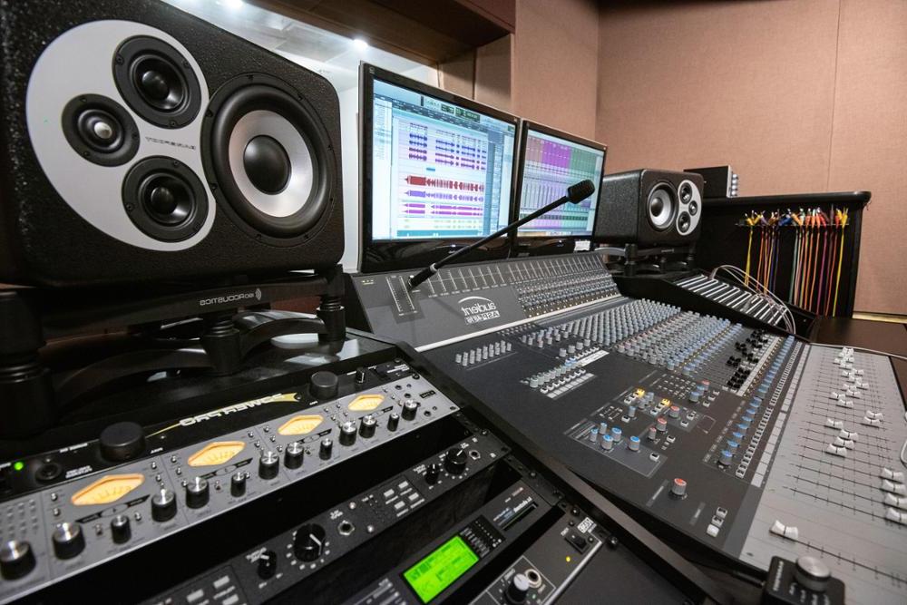 site://HennepinTech/_images/academic-programs/media-communications/audio-production/111820htc0135-1000x667.jpg