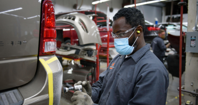 autobody-collision-technology-750x400.png
